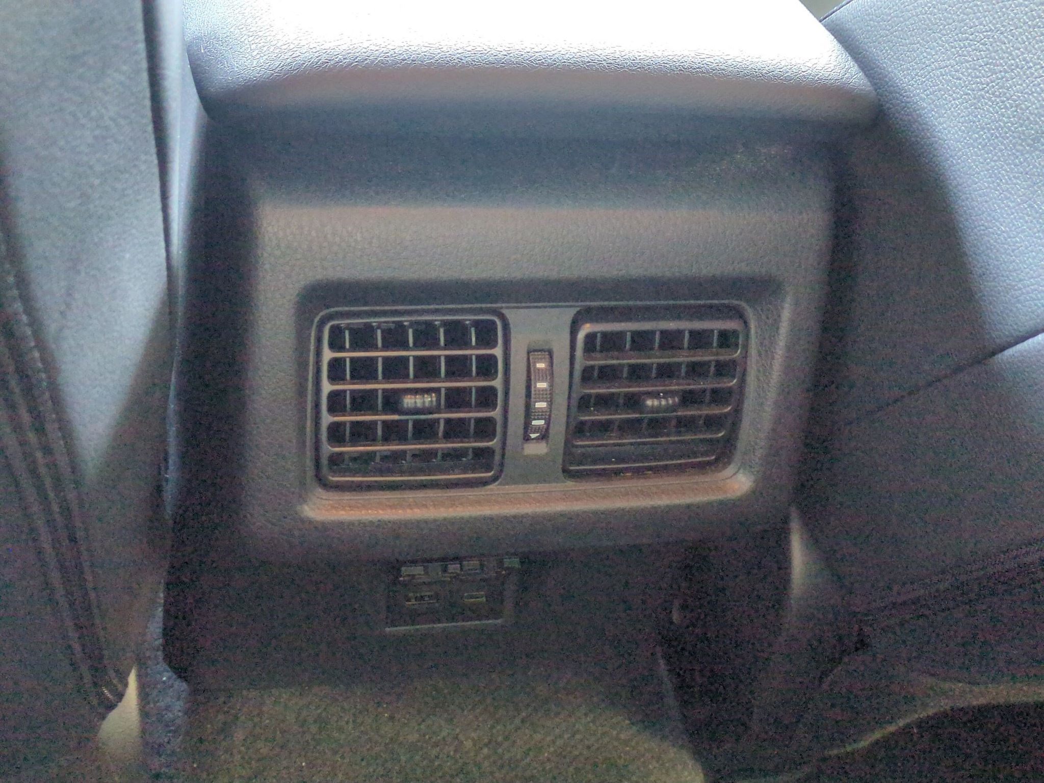 Used 2025 Toyota Camry Hybrid Sedan
