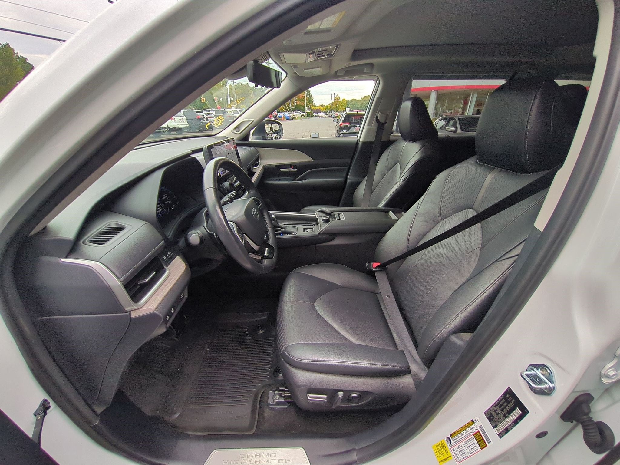 Used 2024 Toyota Grand Highlander SUV
