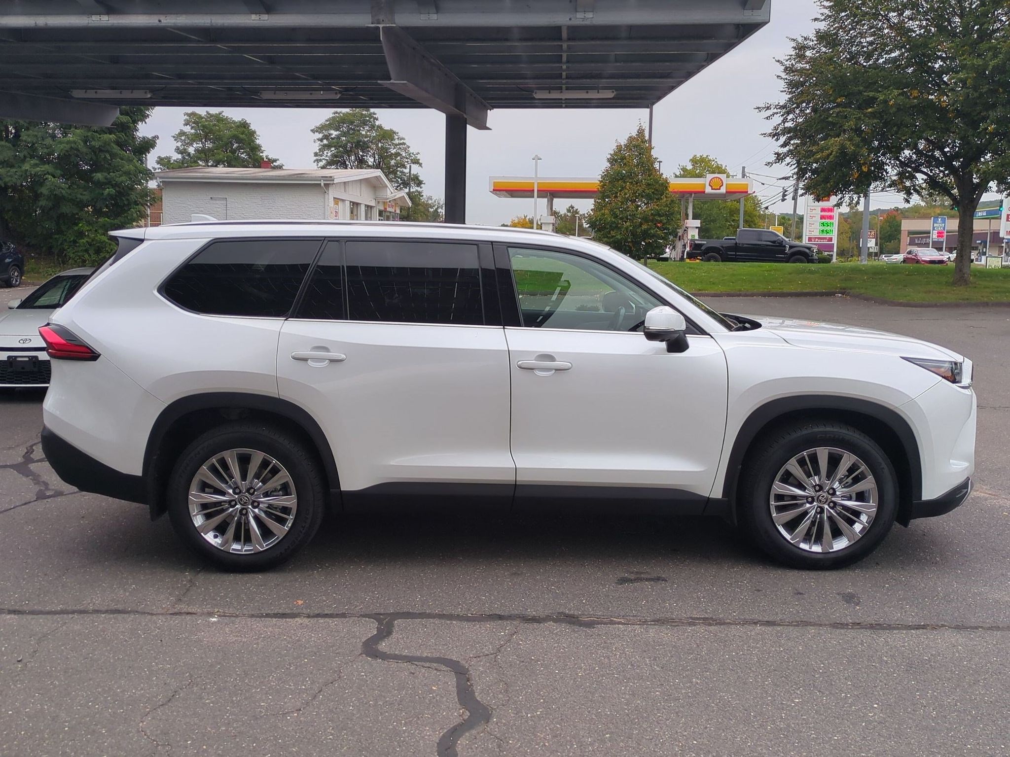 Used 2024 Toyota Grand Highlander SUV