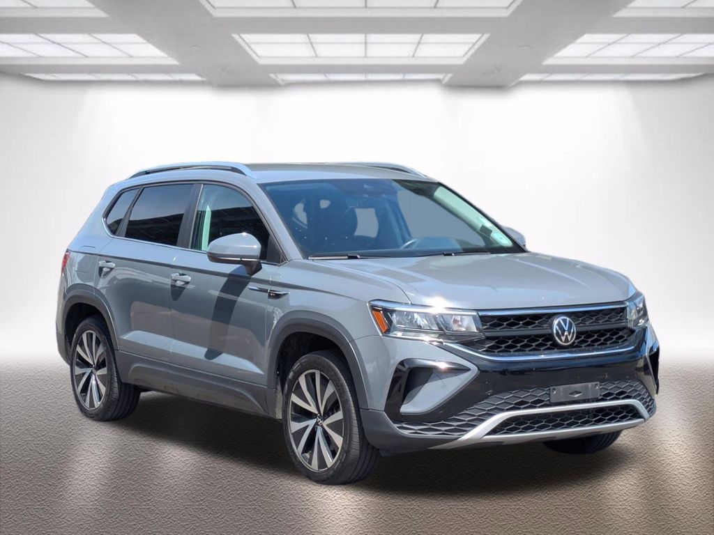 2022 Volkswagen Taos SE