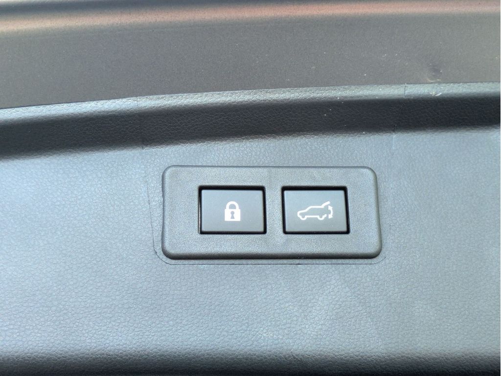 Used 2025 Subaru Outback SUV