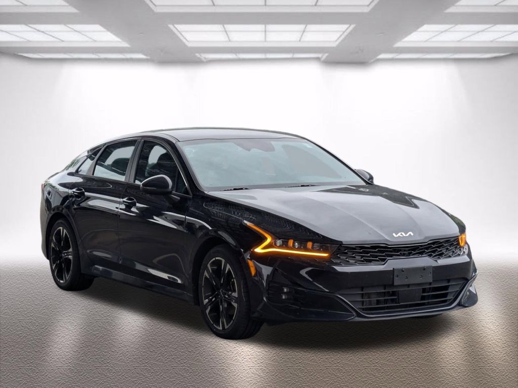 2023 Kia Optima GT-Line AWD's photo