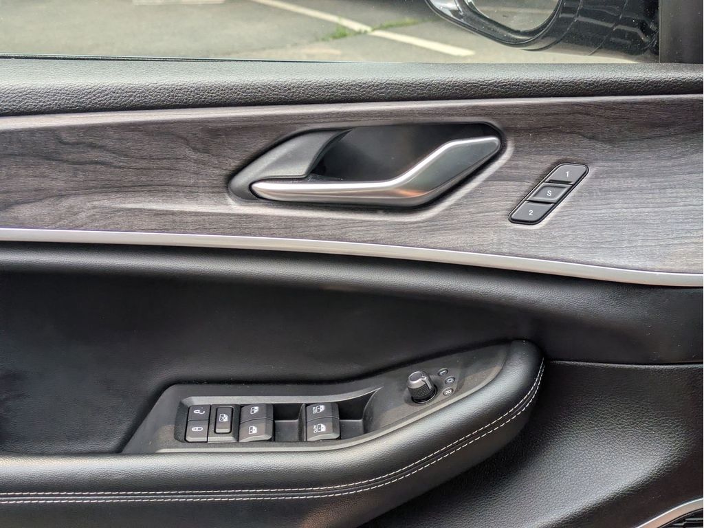 Used 2021 Jeep Grand Cherokee L SUV