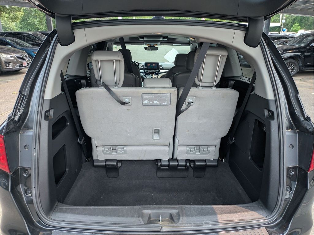 Used 2022 Honda Odyssey Van