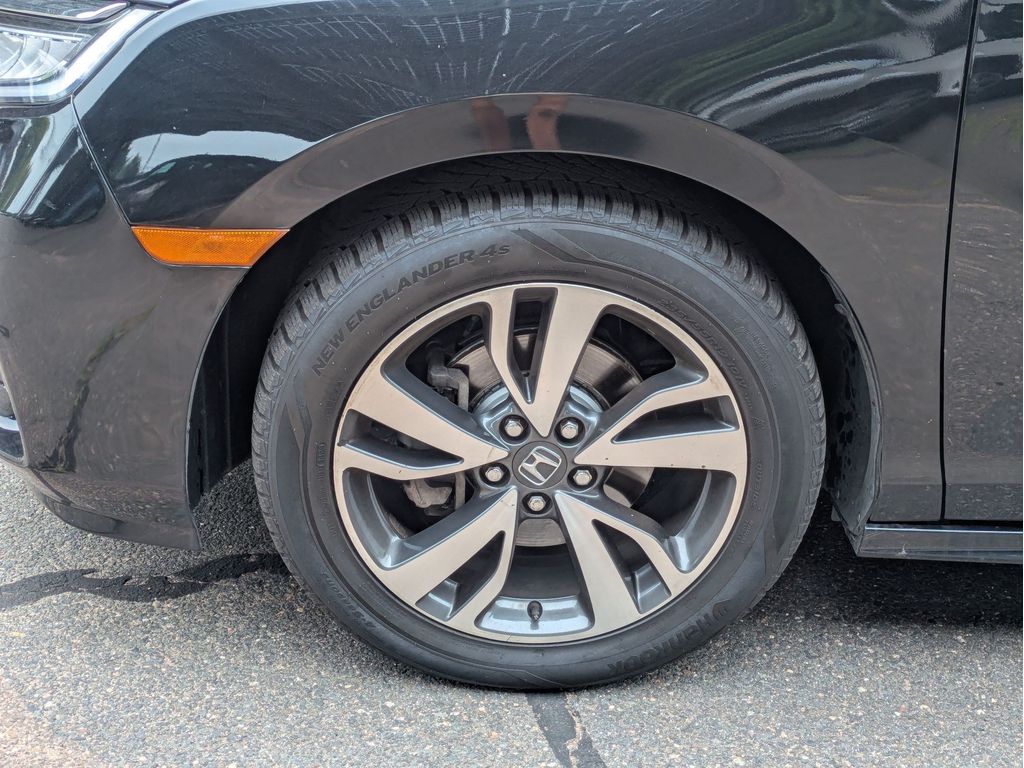 Used 2022 Honda Odyssey Van
