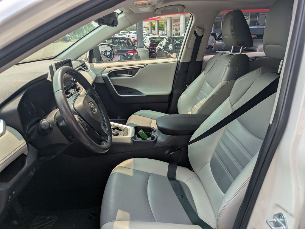 Used 2019 Toyota RAV4 SUV