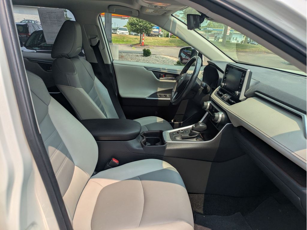 Used 2019 Toyota RAV4 SUV
