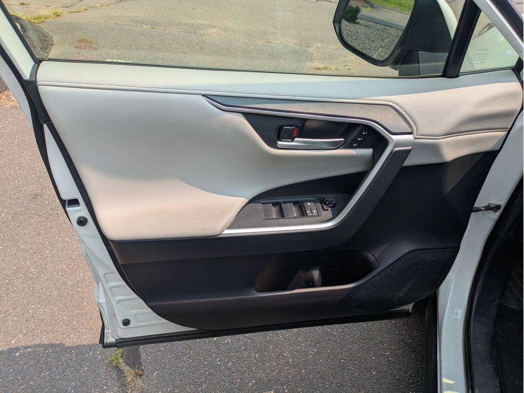 Used 2019 Toyota RAV4 SUV