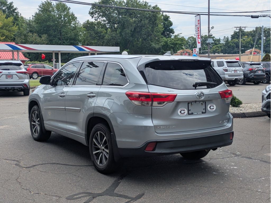 Used 2017 Toyota Highlander SUV