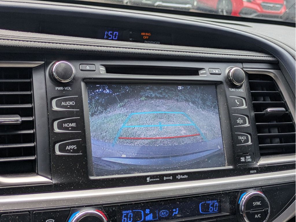 Used 2017 Toyota Highlander SUV
