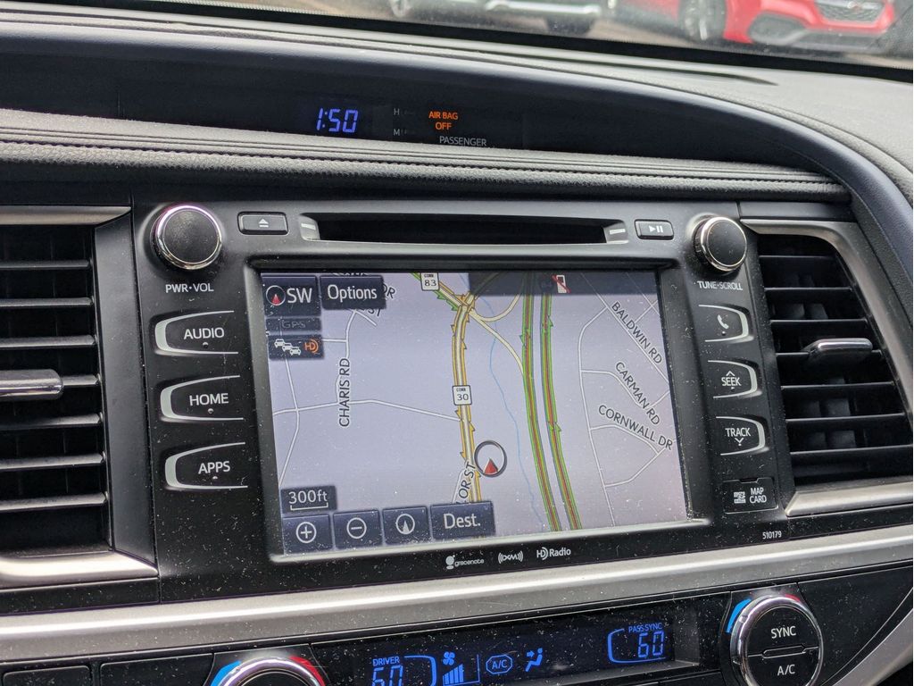 Used 2017 Toyota Highlander SUV