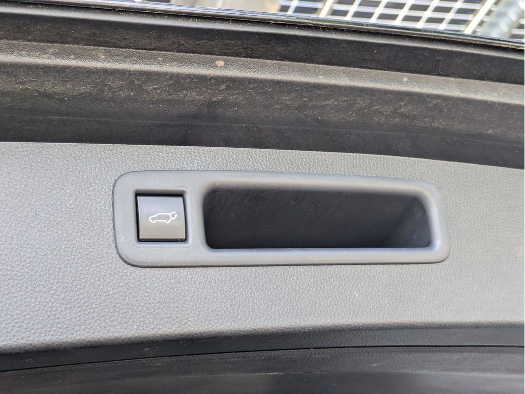 Used 2022 Toyota Highlander SUV