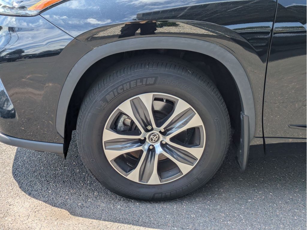 Used 2022 Toyota Highlander SUV