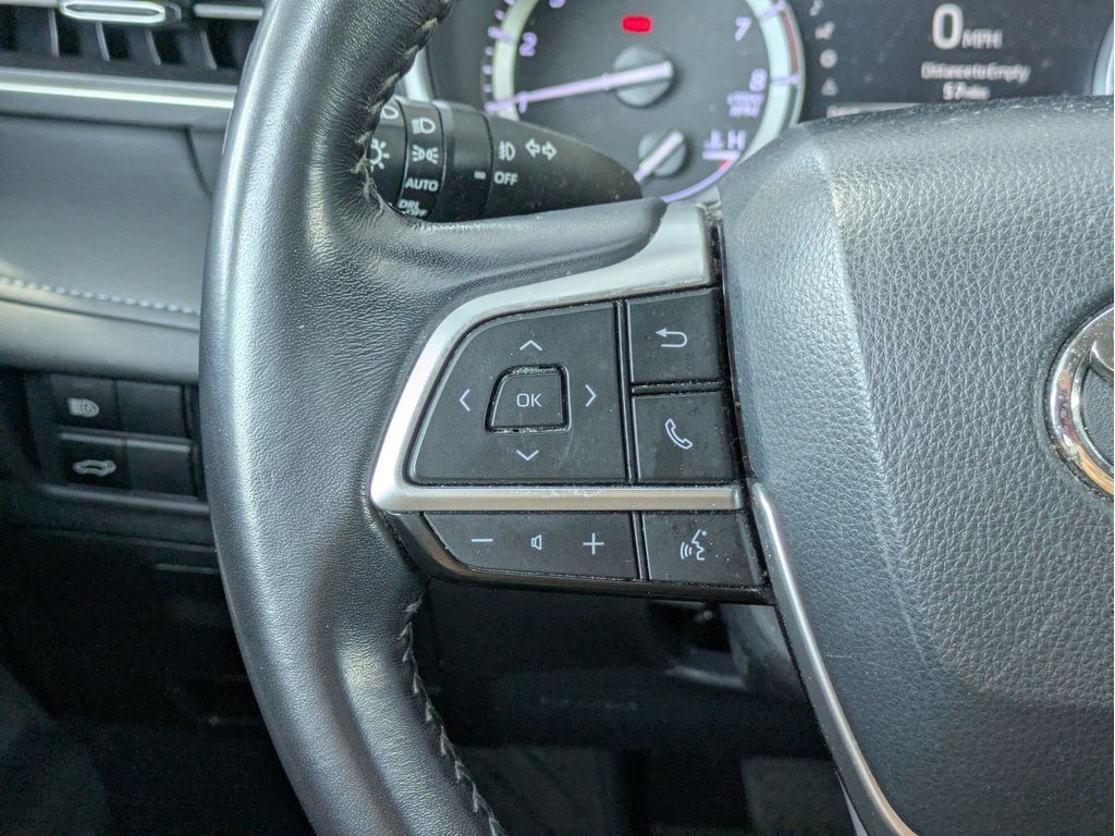Used 2022 Toyota Highlander SUV