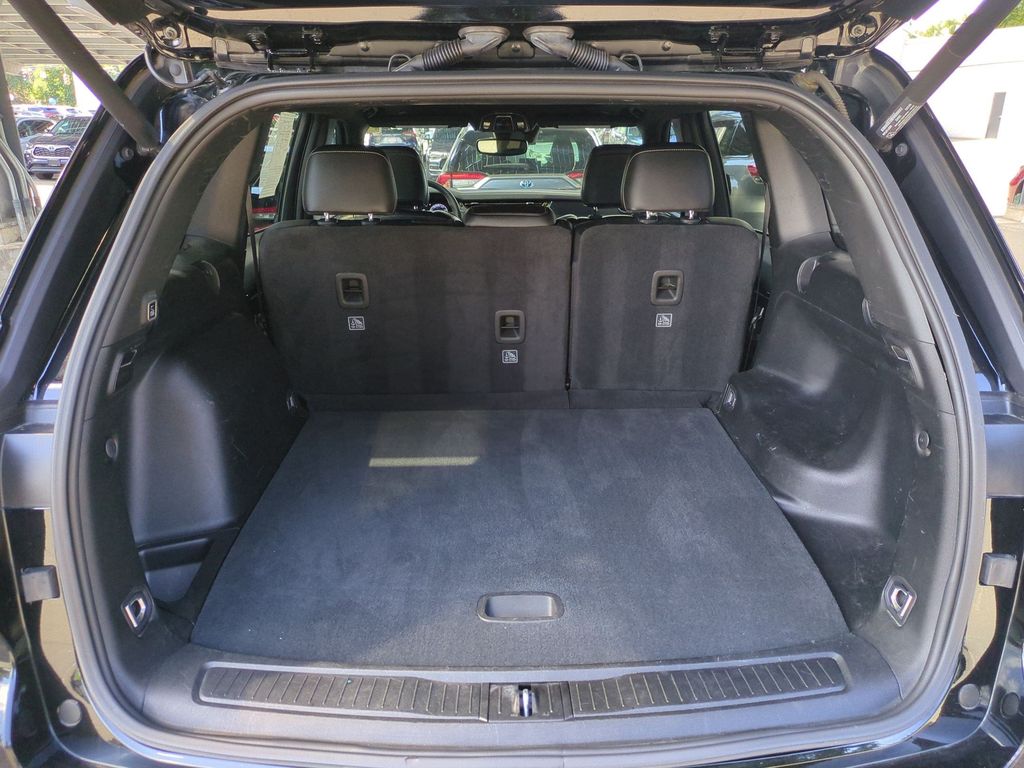 Used 2023 Jeep Grand Cherokee SUV