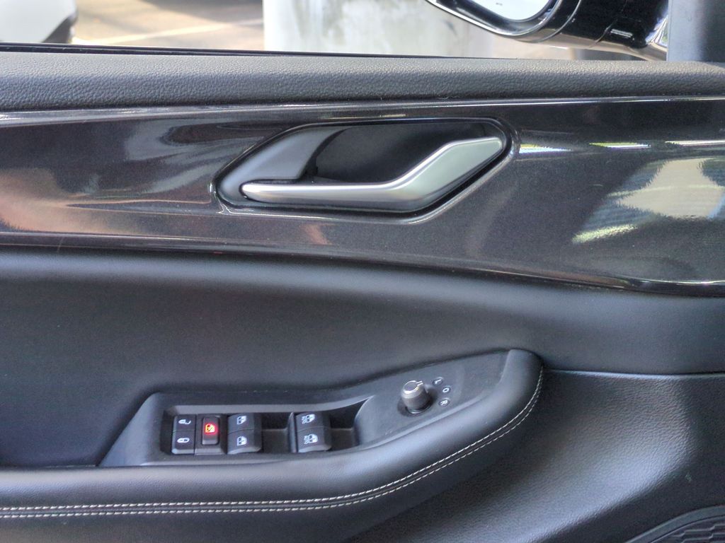 Used 2023 Jeep Grand Cherokee SUV