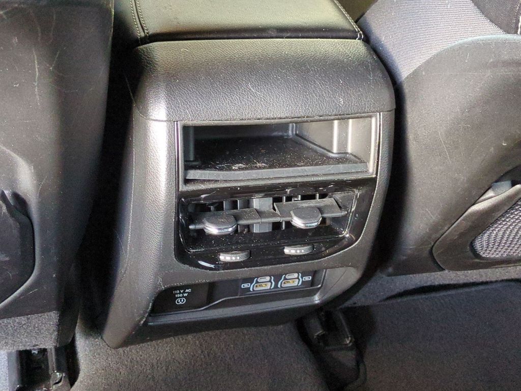 Used 2023 Jeep Grand Cherokee SUV