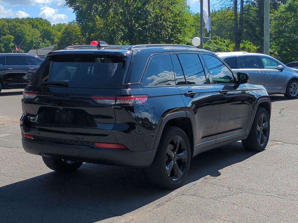 Used 2023 Jeep Grand Cherokee SUV