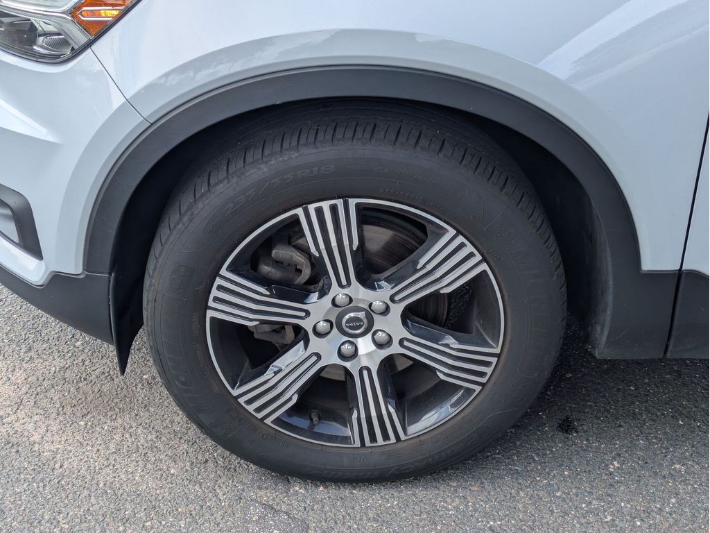 Used 2020 Volvo XC40 T5 SUV