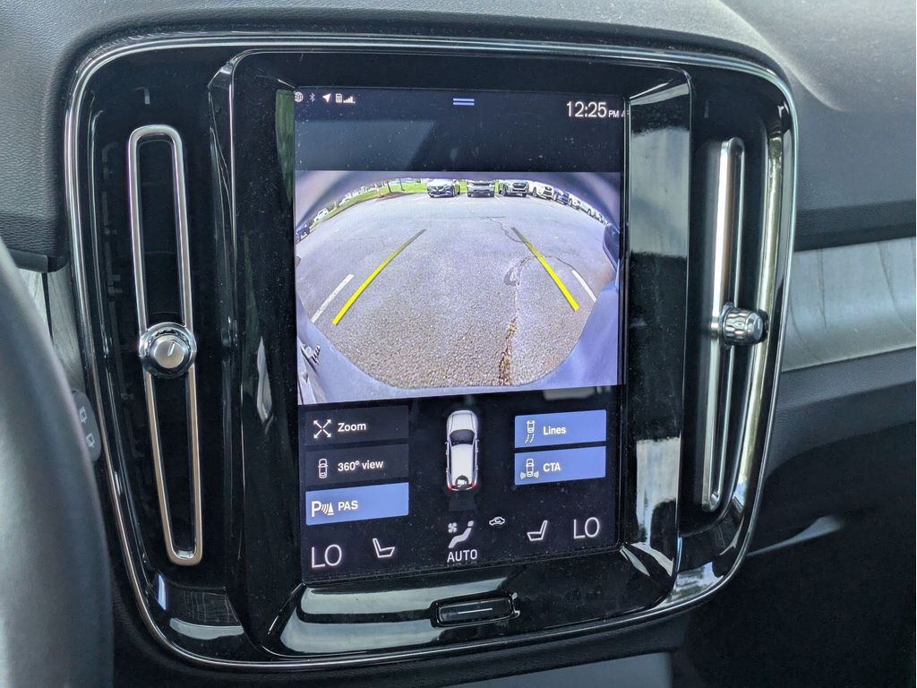 Used 2020 Volvo XC40 T5 SUV
