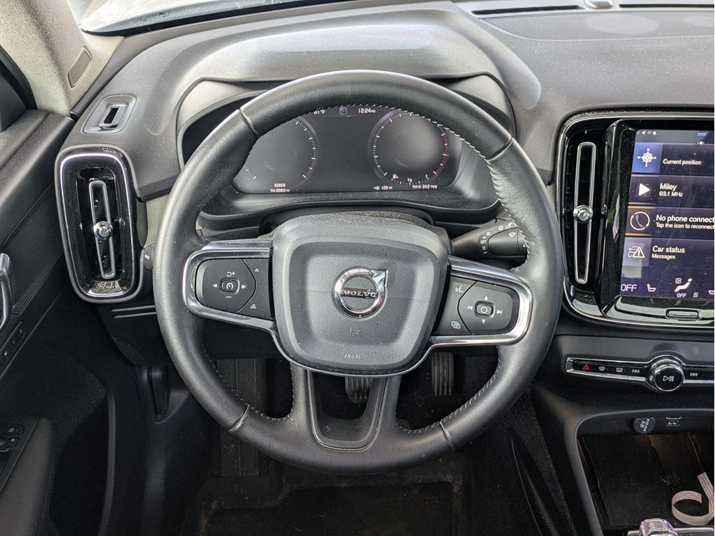 Used 2020 Volvo XC40 T5 SUV