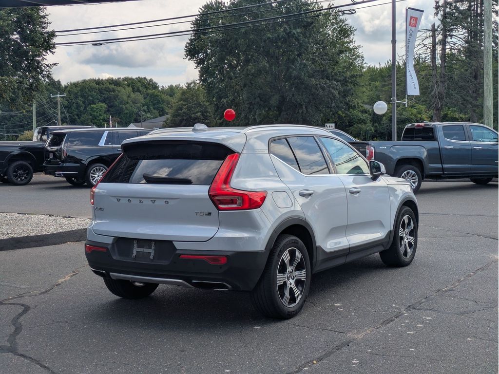 Used 2020 Volvo XC40 T5 SUV