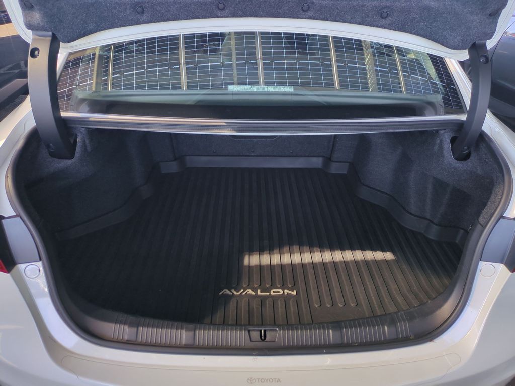 Used 2014 Toyota Avalon Sedan