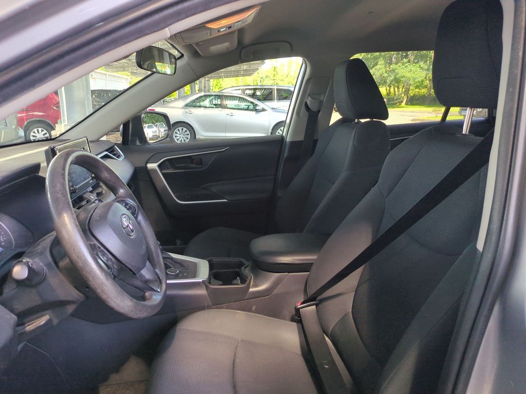 Used 2021 Toyota RAV4 SUV