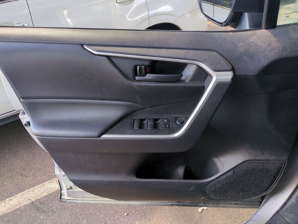 Used 2021 Toyota RAV4 SUV