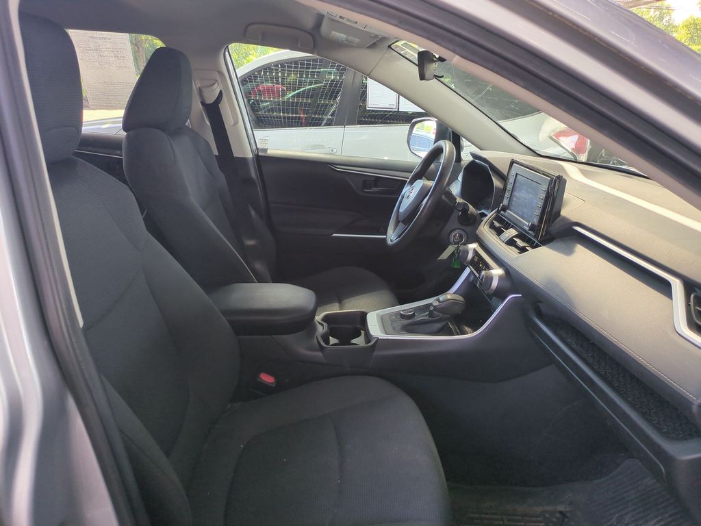 Used 2021 Toyota RAV4 SUV