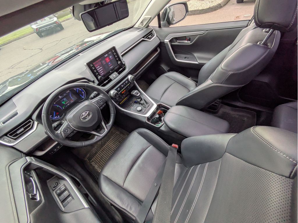 Used 2019 Toyota RAV4 SUV