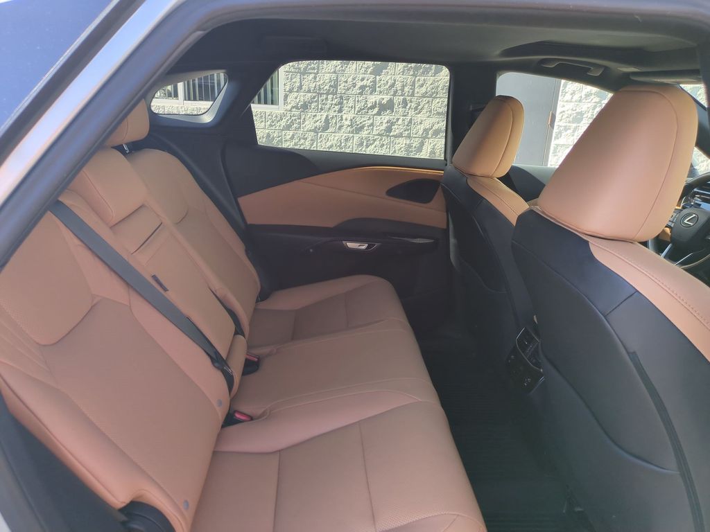Used 2023 Lexus RX 350h SUV