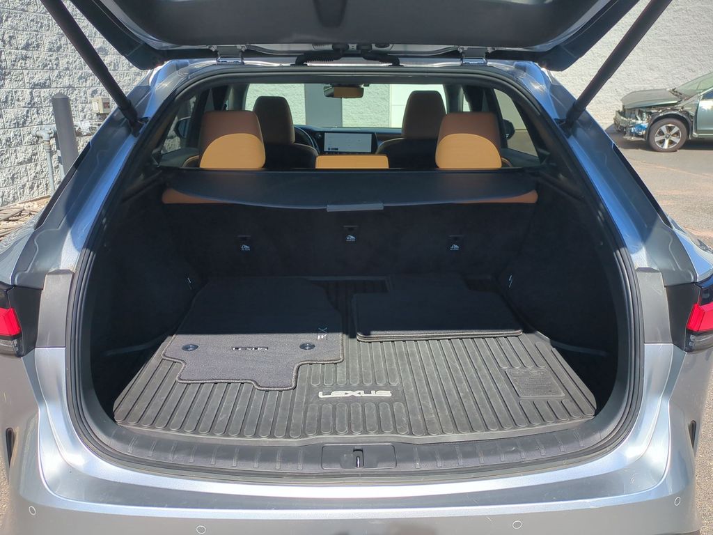 Used 2023 Lexus RX 350h SUV
