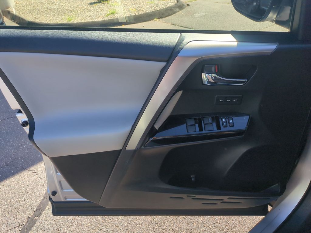 Used 2016 Toyota RAV4 SUV