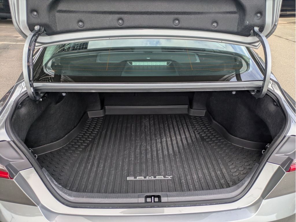 Used 2026 Toyota Camry Hybrid Sedan