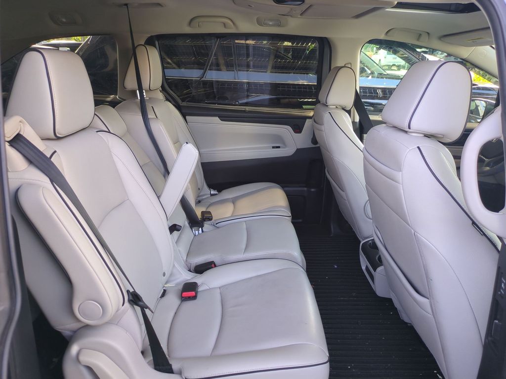 Used 2025 Honda Odyssey Van