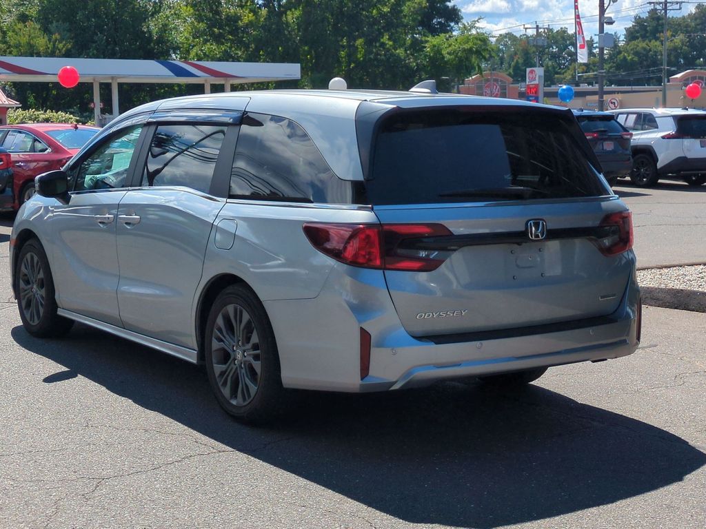 Used 2025 Honda Odyssey Van