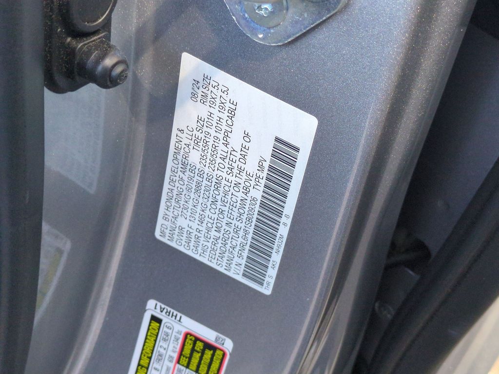 Used 2025 Honda Odyssey Van
