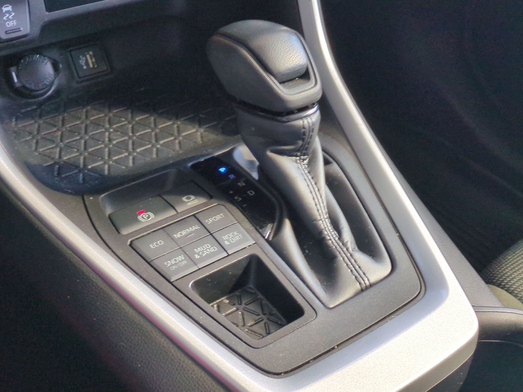 Used 2024 Toyota RAV4 SUV