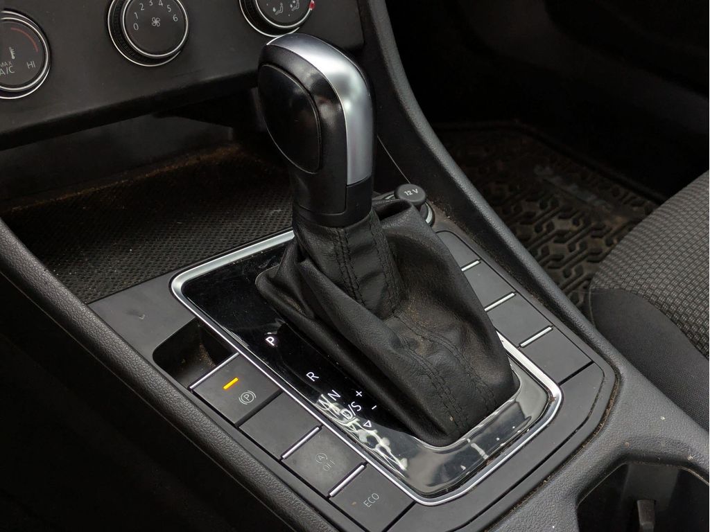 Used 2019 Volkswagen Jetta Sedan