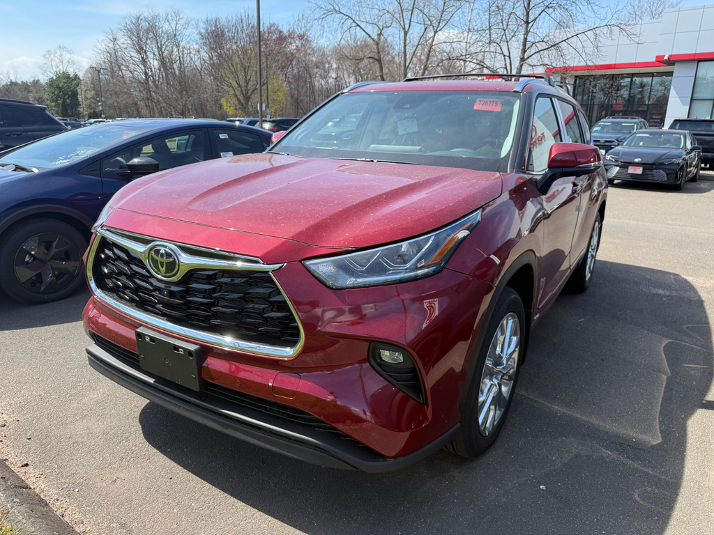 2026 Toyota Highlander Hybrid Limited AWD's photo