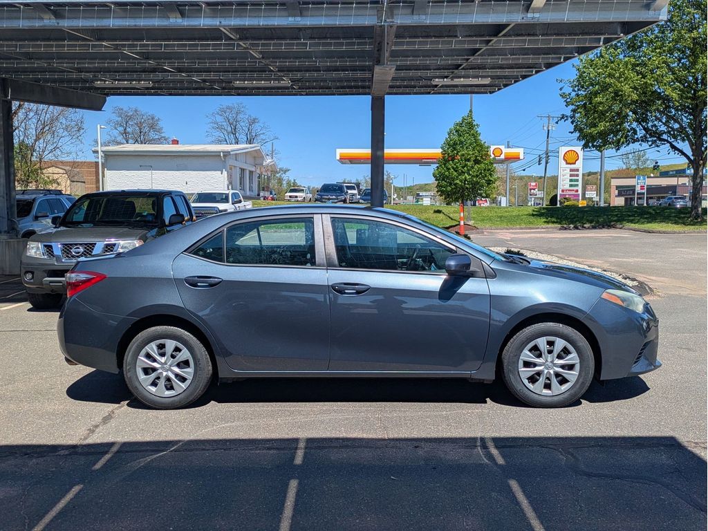 Used 2015 Toyota Corolla L with VIN 2T1BURHE5FC368884 for sale in Manchester, CT