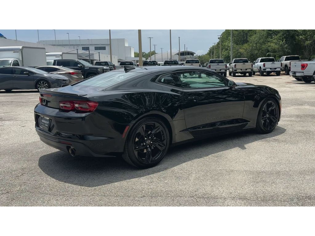 2023 Chevrolet Camaro #8