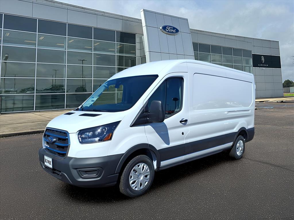 2025 Ford E-Transit Base