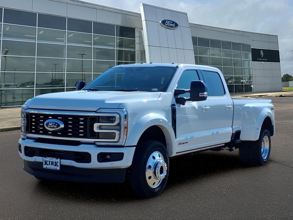2026 Ford F-450 Platinum
