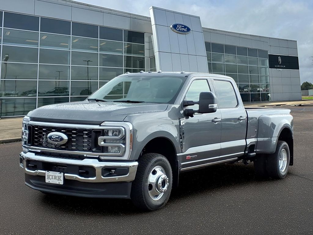 2026 Ford F-350 LARIAT