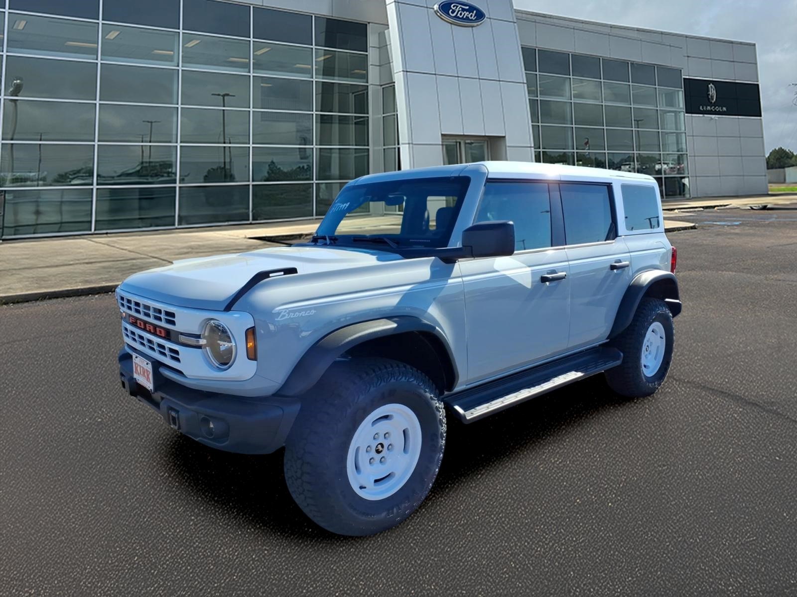 2026 Ford Bronco Heritage Edition