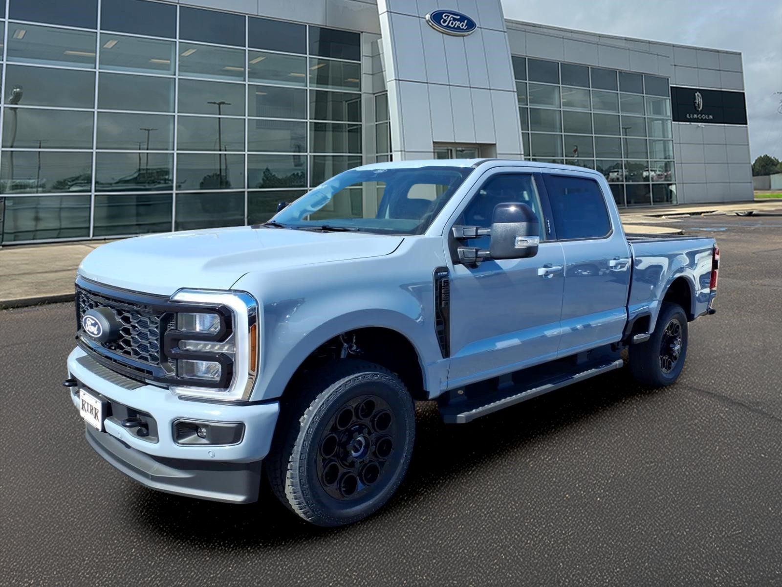 2027 Ford F-250 LARIAT
