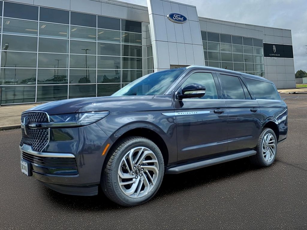 2026 Lincoln Navigator L Premiere