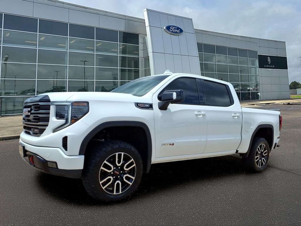 2025 GMC Sierra AT4